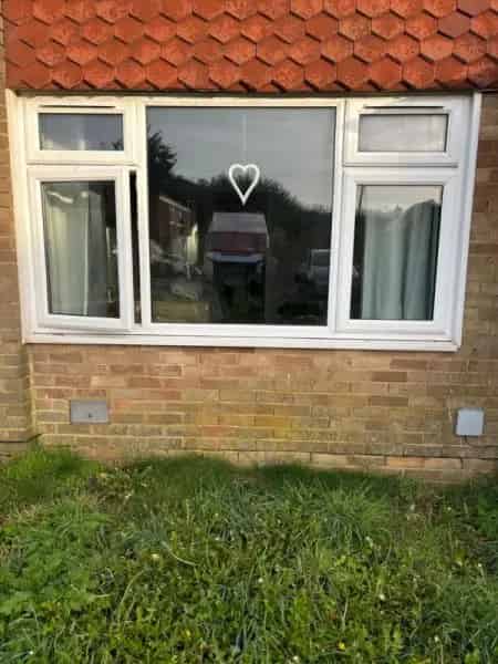 Ground Floor Maisonette with Wet Room in Quiet Close