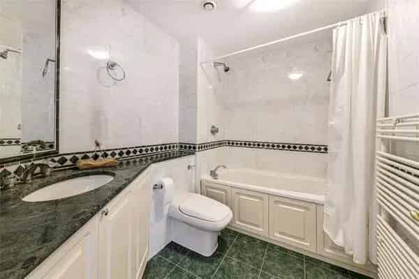 Peninsula Heights, 93 Albert Embankment, London, SE1 7TY | Property for sale | Savills