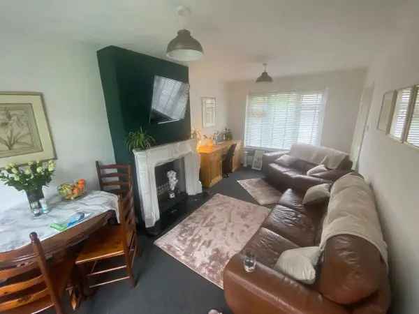 House For Rent in Waverley, England