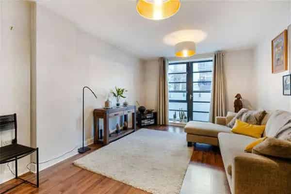 De Beauvoir Crescent, London, N1 5SB | Property for sale | Savills