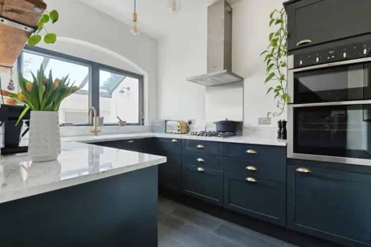 3 Bedroom Edwardian House For Sale