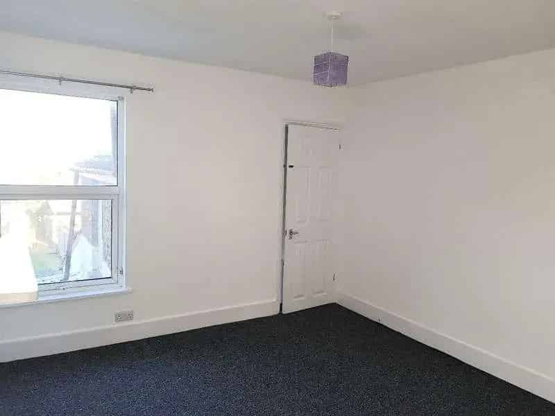 3 Bed House for Sale Semi Rural Location Good Transport Links
