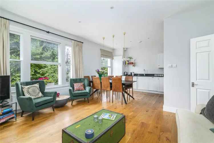 2 Bedroom Flat London Kensington