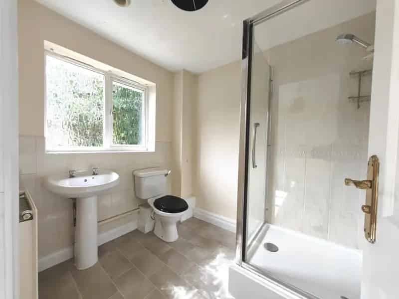2 Bedroom House for Sale Arborfield