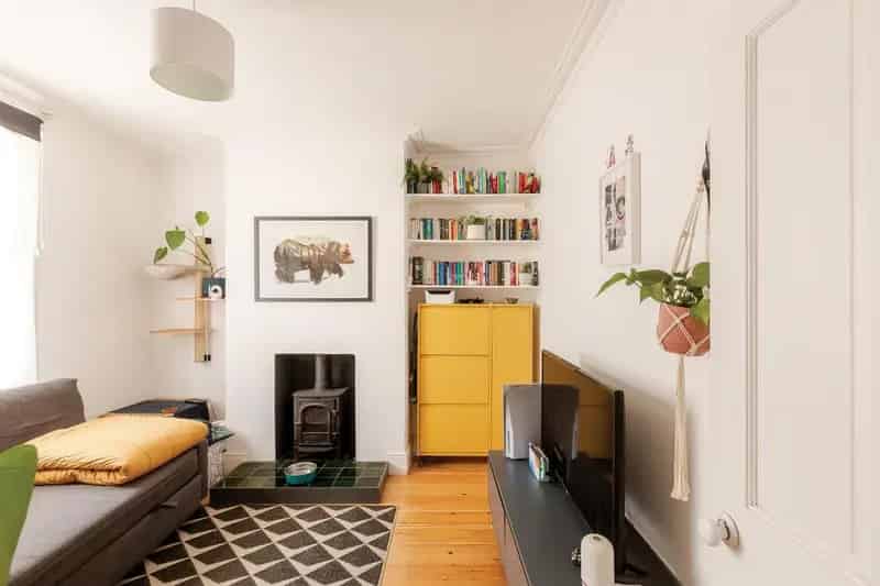 2 Bedroom Terraced House for Sale Near Victoria Park Bristol