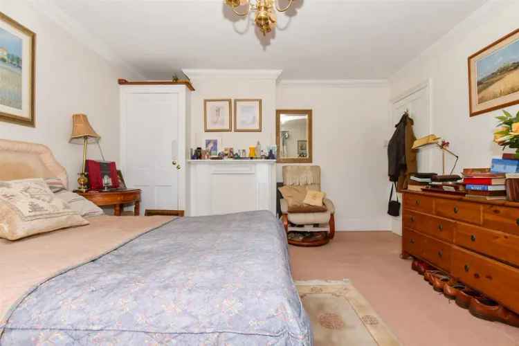 2 Bedroom Cottage For Sale
