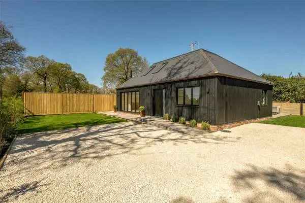New Family Home with Open Plan Living and Scenic Views