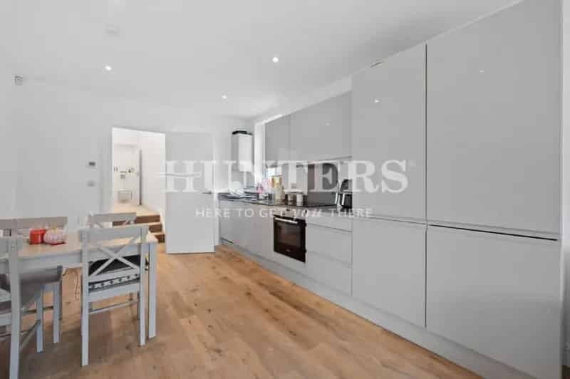 2 Bed 2 Bath Split Level Apartment for Sale