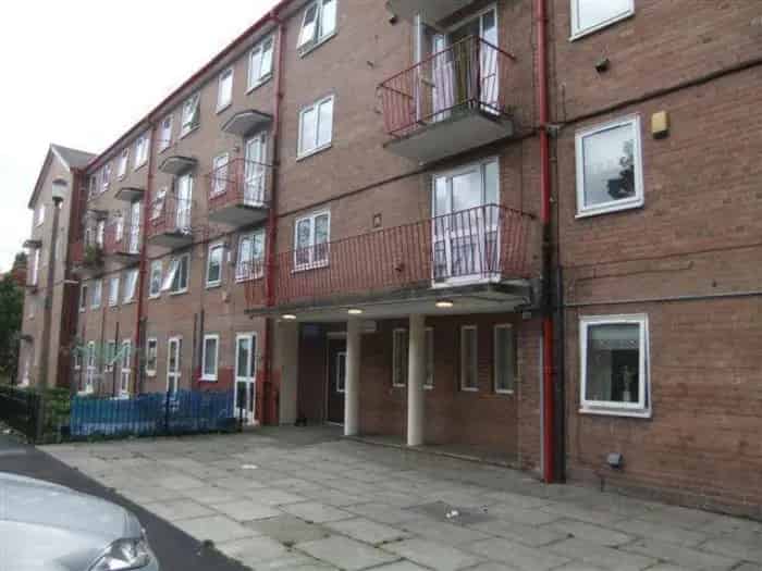 1 Bed Maisonette Town Centre