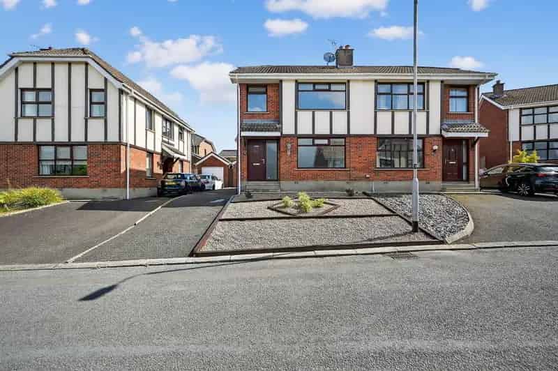 3 Bed Semi Detached House Hillsborough