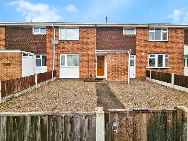 3 Bedroom Terraced House for Sale Shelton Lock