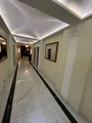 Flat for sale in Hyde Park Place, London W2