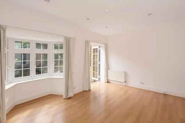 Four Bedroom Grade II Listed House for Sale St Johns Wood Terrace London