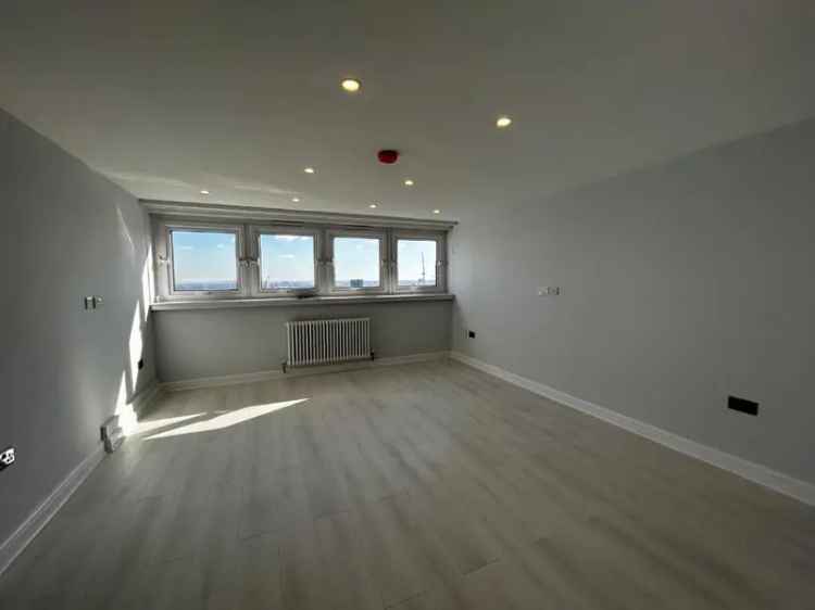 2 Bedroom City Centre Apartment Modern Design Family Bathroom