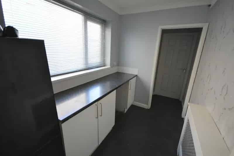 2 Bed Terraced House for Sale Near Amenities