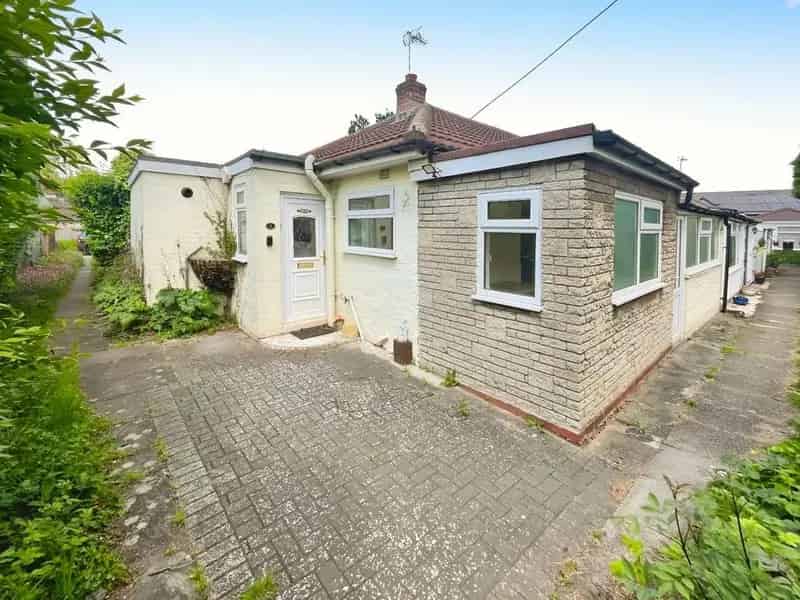 3 Bedroom Semi-Detached Bungalow For Sale