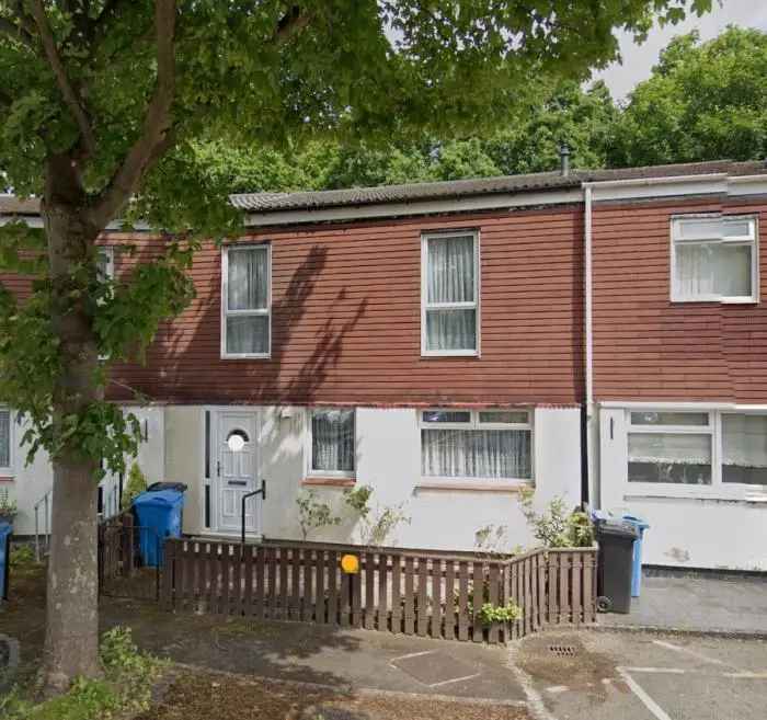 4 Bed House Murdishaw - Rent