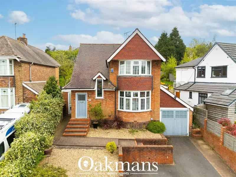 3 Bedroom Detached House for Sale Near Lickey Hills