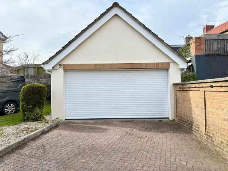 4 Bedroom Detached House For Sale - No Onward Chain