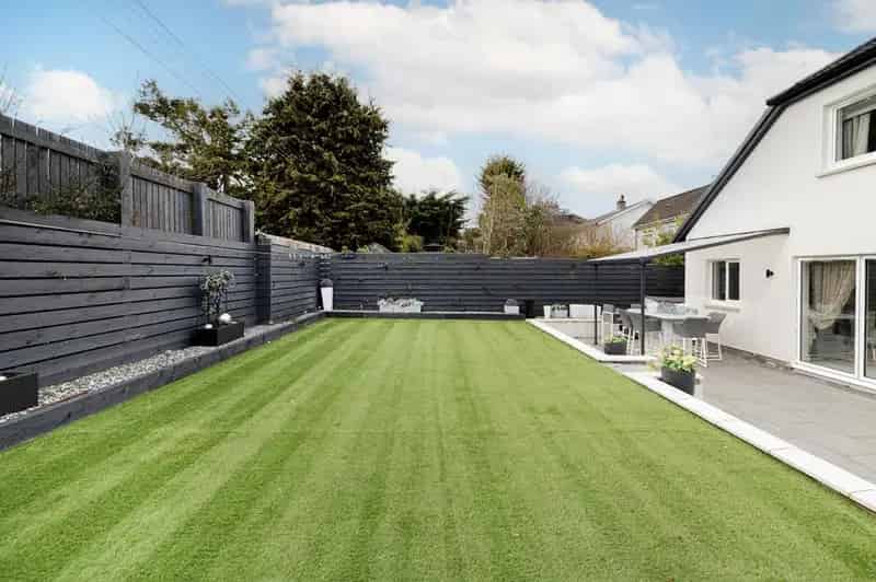 5 Bedroom Detached House for Sale in Bearsden