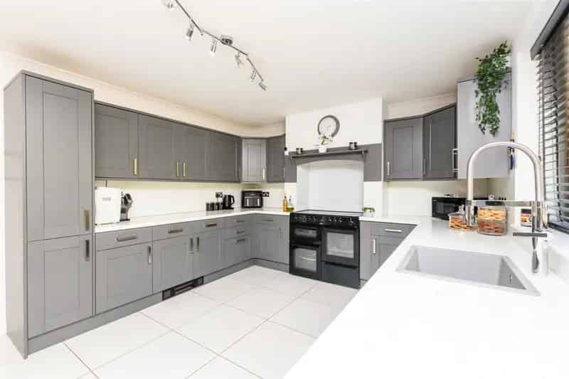 4 Bedroom Detached Bungalow for Sale