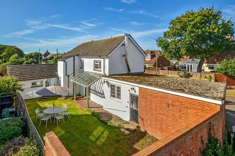 Georgian Cottage Hayling Island 3 Bedrooms Large Garage Garden