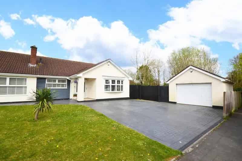 3 Bedroom Semi-Detached Bungalow for Sale