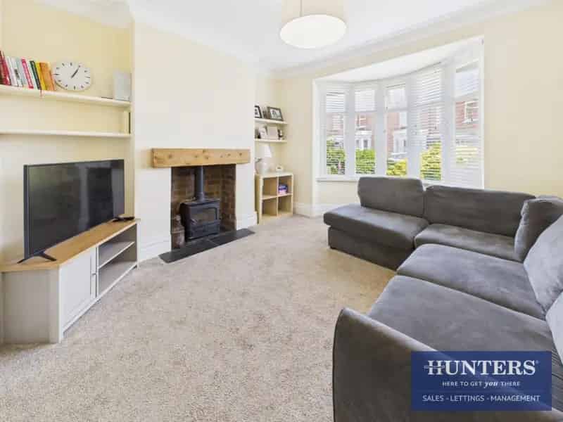 4 bedroom House
 For Sale 
Total Size: 1218 SQ FT