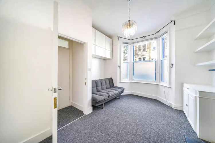 2-Bedroom Ground Floor Flat with Private Garden