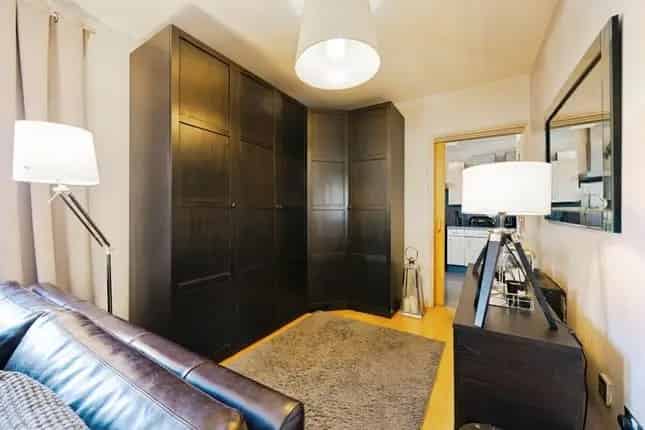 2 Bedroom Flat for Sale Graham Square Dennistoun Glasgow