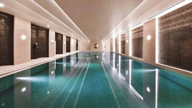 4 Bed Flat for Sale in London