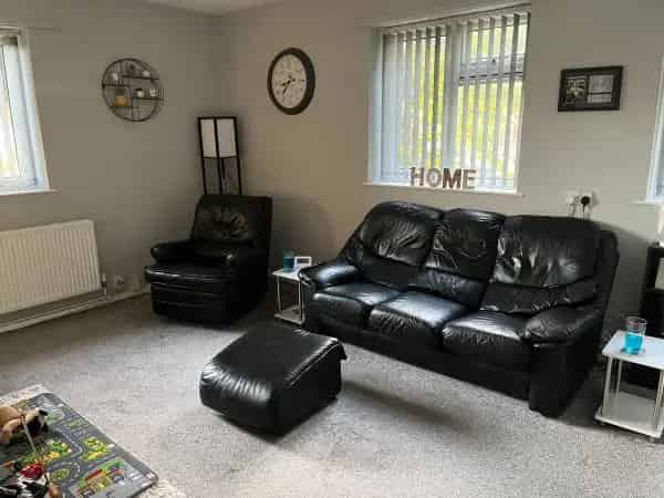 Large One Bedroom Flat with Loft Storage and Shed