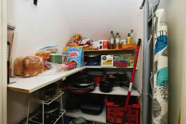 3 Bedroom End Terrace House in Devizes