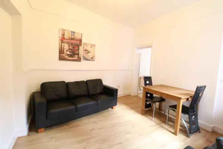 1 Bedroom House Share Bills Included Free Internet Near Train Station