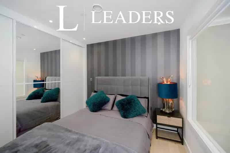 2 Bedroom Apartment to Rent