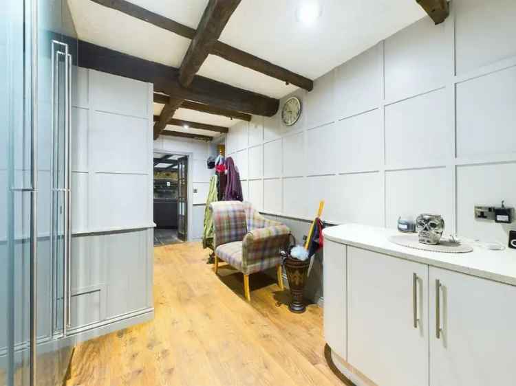 6 Bedroom Barn Conversion for Sale