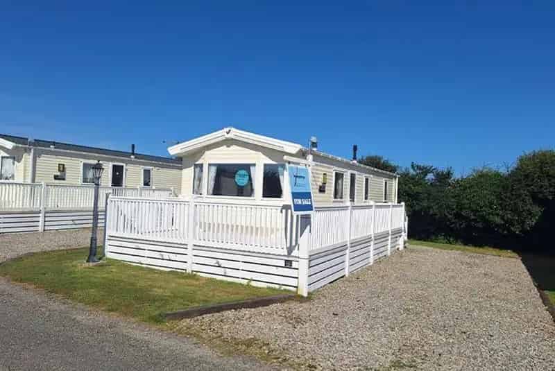 2 Bedroom Park Home for Sale - Willerby Rio Gold 2019