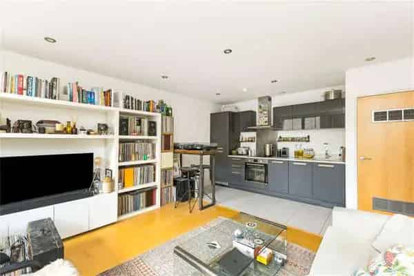 One Bedroom Apartment with Balcony and Stunning Views