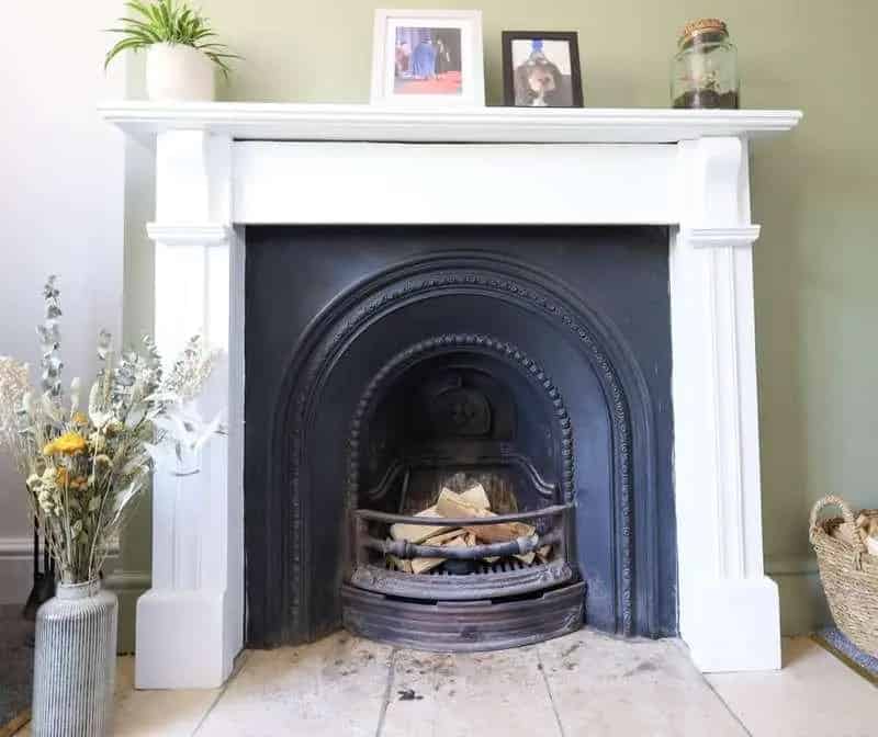 2 Bed Period Cottage for Sale in Cowfold