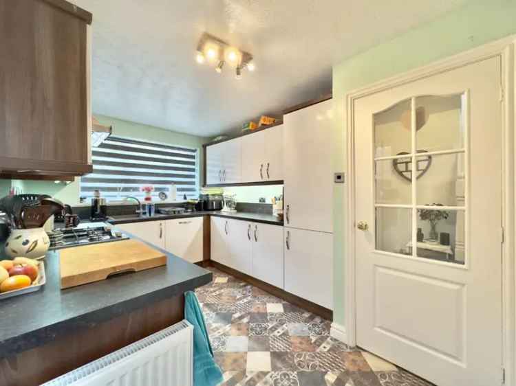 4 Bedroom Detached House For Sale in Wombwell