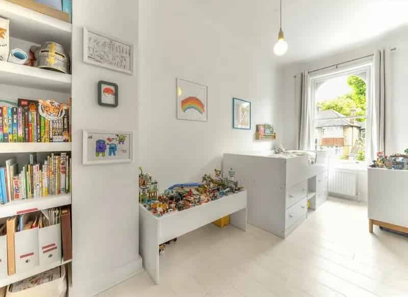 Victorian Flat Marmora Road 823 sq ft