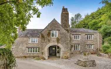 Grade II* Listed Devon Farmhouse with Barn and Walled Garden