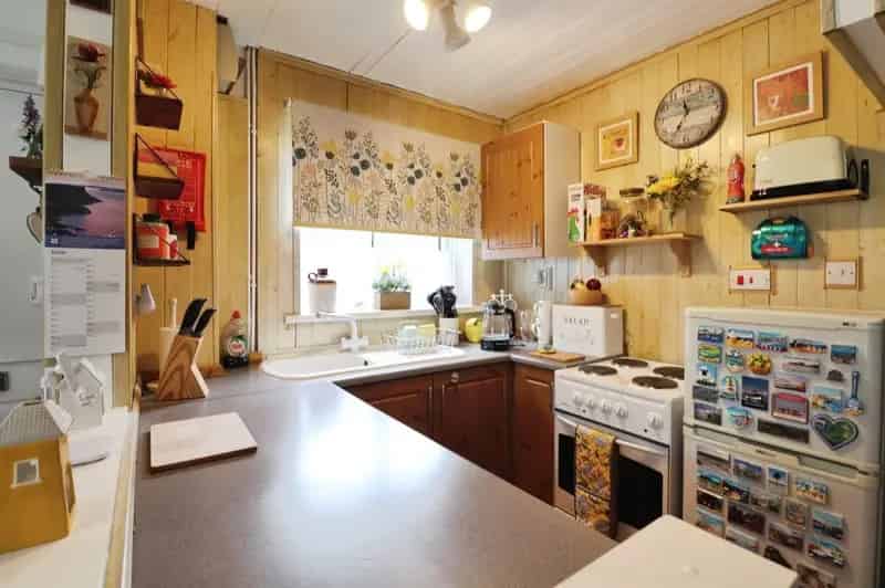 1 Bedroom Semi Detached House For Sale