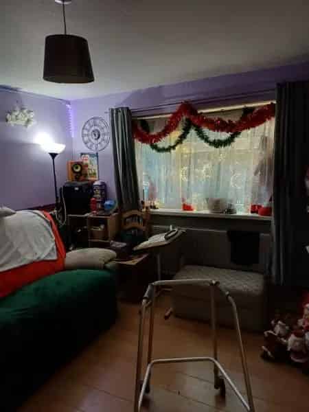 2 Double Bedroom Ground Floor Flat Quiet Area