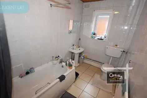 4 Bedroom Student House Southampton - Fully Furnished - July 1st, 2025