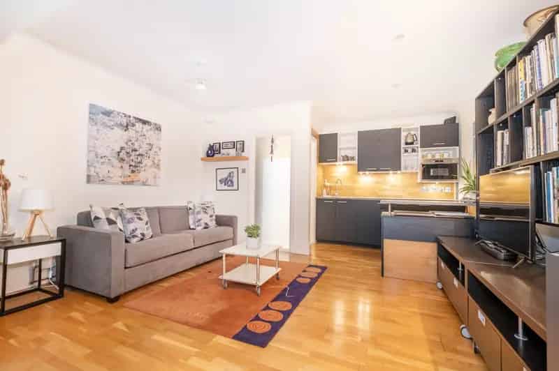 4 bedroom town house for sale