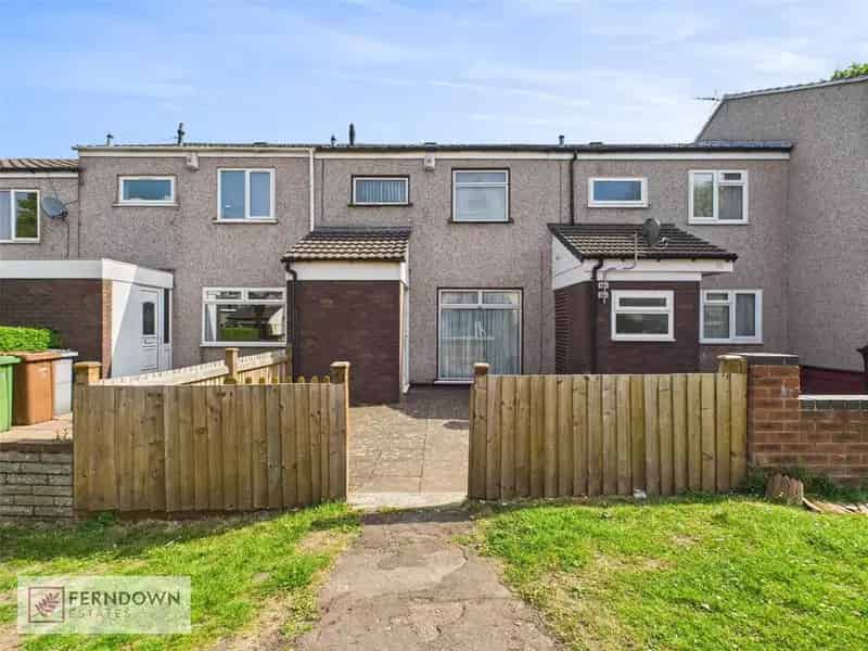 3 bedroom terraced house for sale