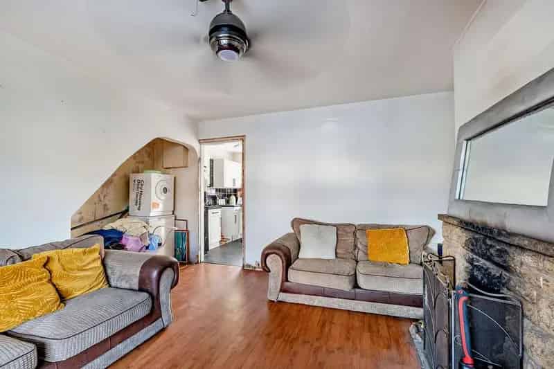 3 Bedroom Semi-Detached House for Sale Birmingham