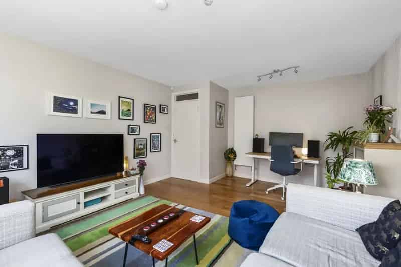 2 Bedroom Flat House to Rent in Alnwickhill Park