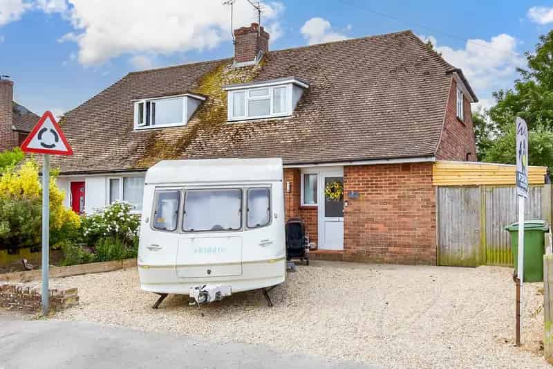 2 Bedroom Semi-Detached House For Sale Coxheath